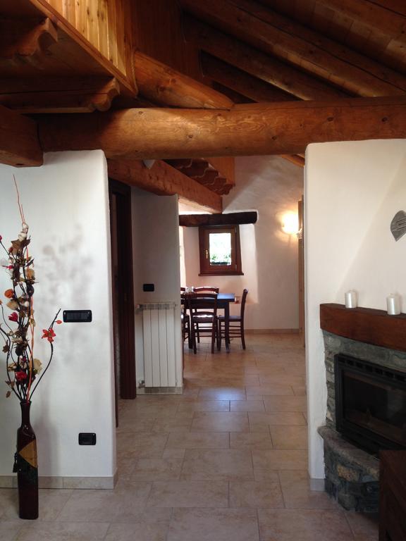 Maison Des Challant Challand Saint Victor المظهر الخارجي الصورة