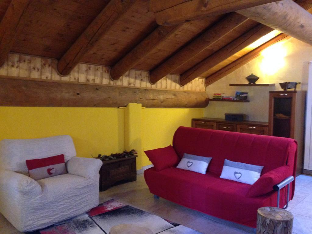 Maison Des Challant Challand Saint Victor المظهر الخارجي الصورة